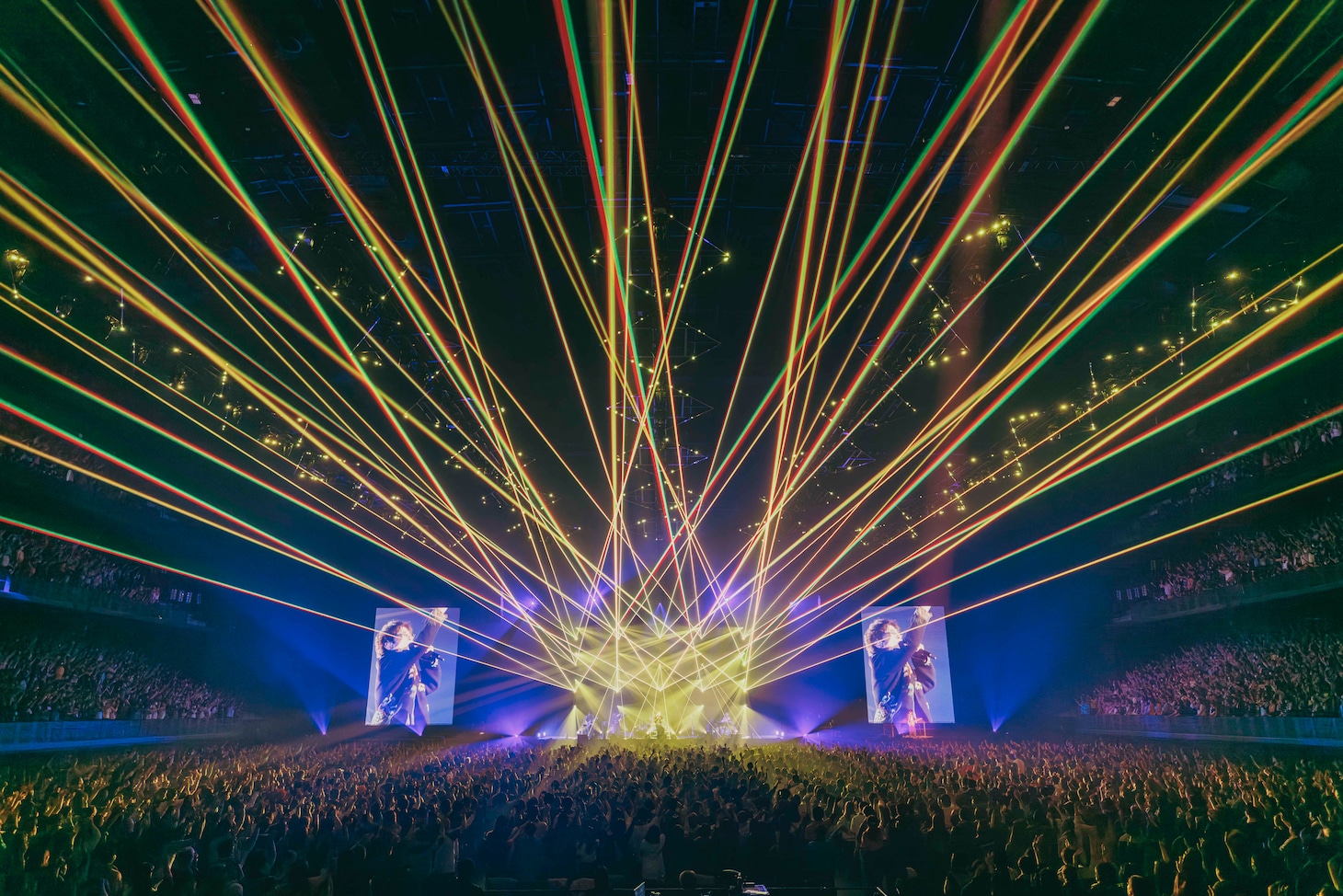 「みなとみらいロマンスポルノ'25 ～THE OVEЯ～」の様子。（撮影：入日伸介）