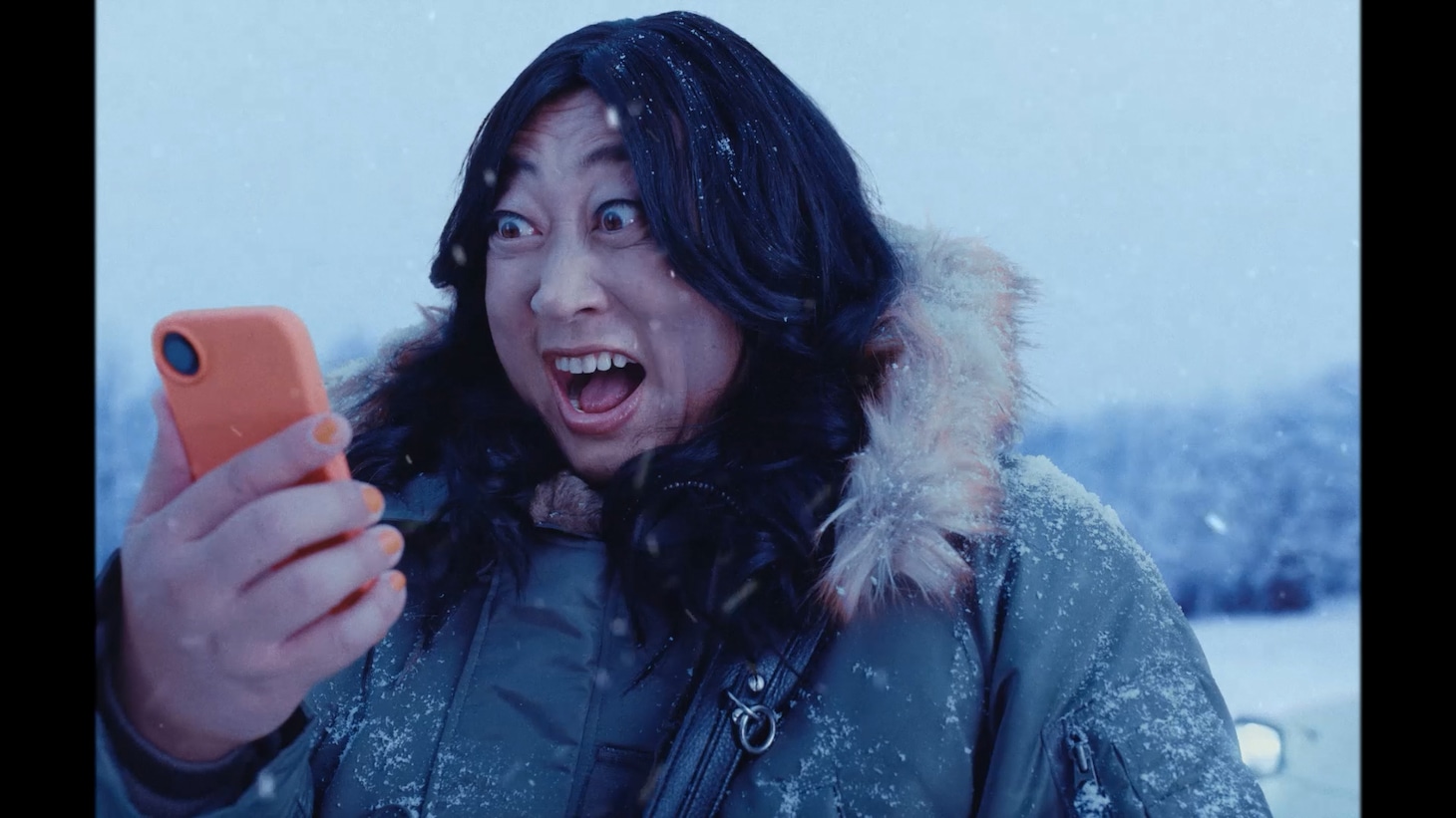 カーセンサー新CM「Winter,again ナナオ＆ナナエ」編より。