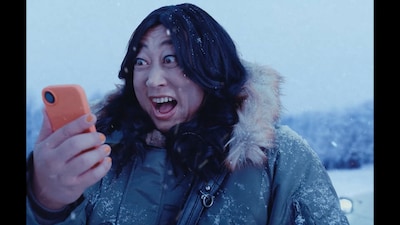 カーセンサー新CM「Winter,again ナナオ＆ナナエ」編より。