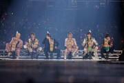 左から篠塚大輝、髙木雄也、玉森裕太、道枝駿佑、薮宏太、佐野晶哉。「STARTO to MOVE COUNTDOWN CONCERT 2025-2026」の「年男コーナー」より。