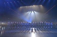 すべてのパフォーマンスを終え、挨拶をする僕が見たかった青空。（撮影：斉藤明）