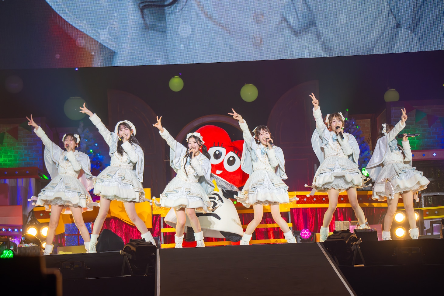 「超ときめき♡宣伝部のどきどきクリスマスパーティー 2025」の様子。