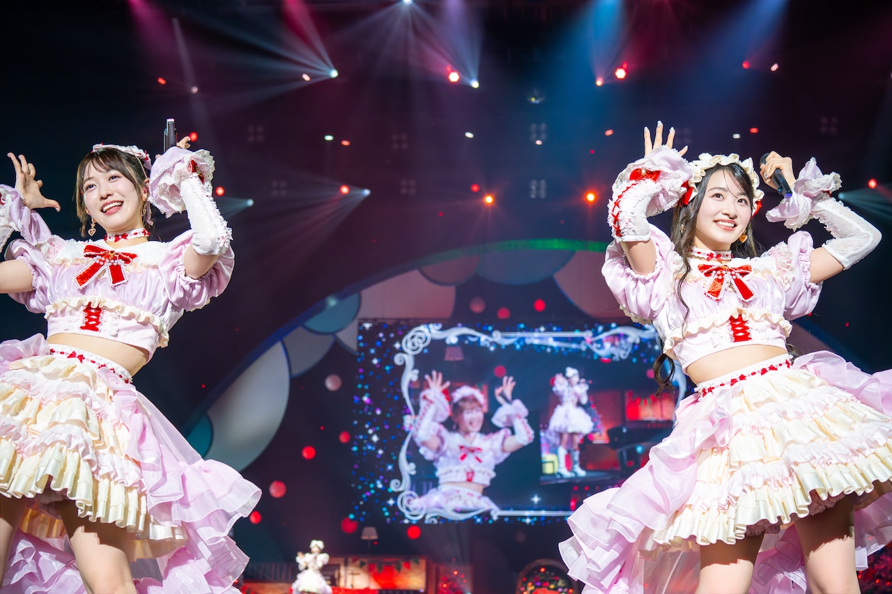 左から小泉遥香、杏ジュリア。 - 超ときめき♡宣伝部「ときクリ