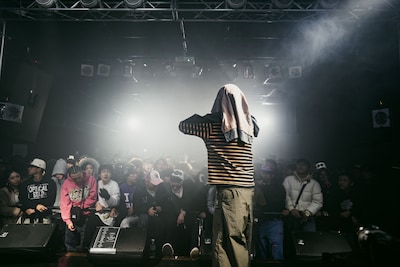 ISAKITOKIA（撮影：Kotetsu）