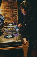 「Sings」の様子。（Photo by Momo Nagashima）