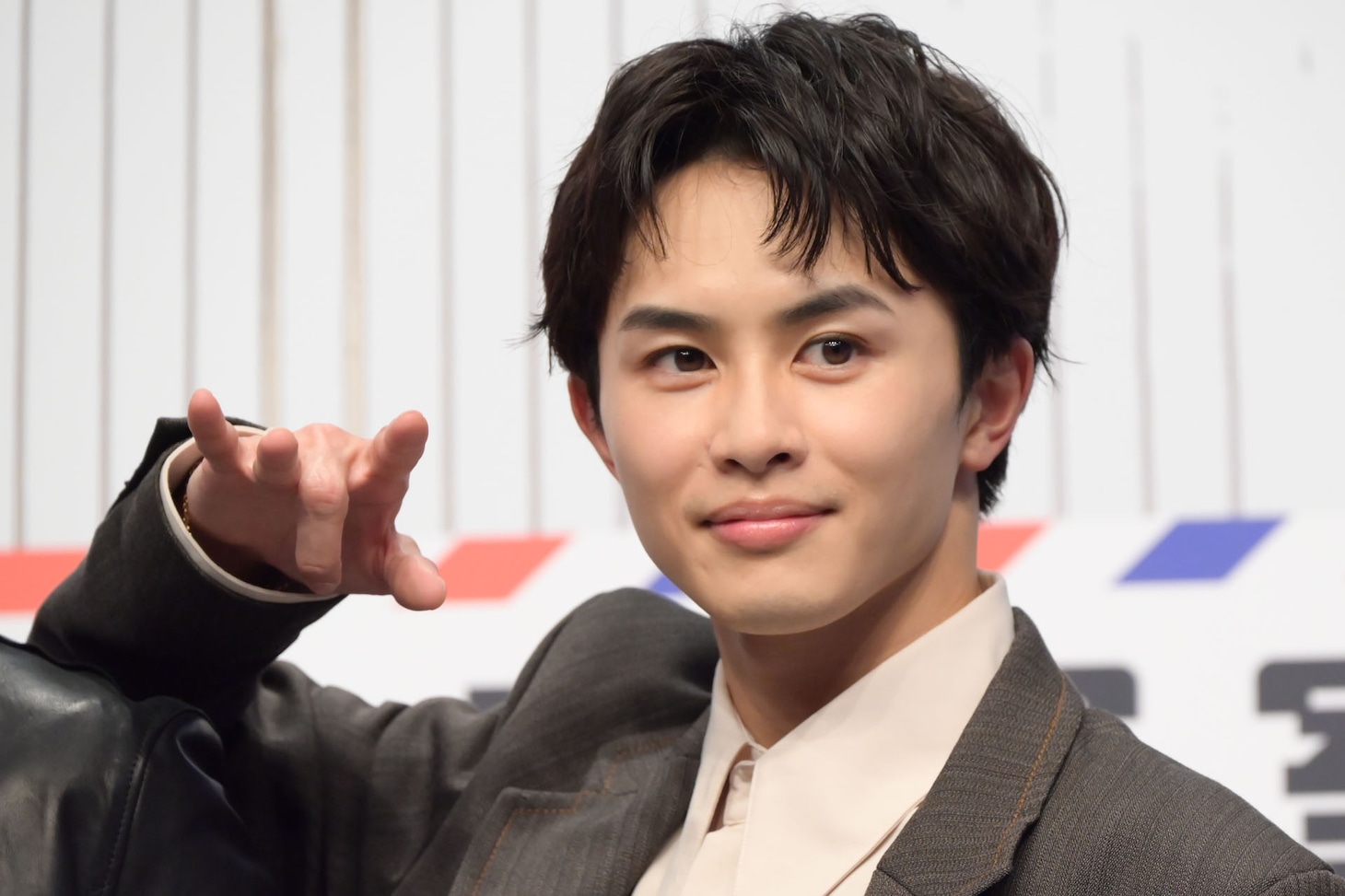 草川拓弥（超特急）