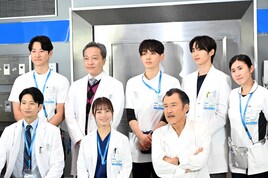 宮世琉弥＆INI許豊凡、橋本環奈の“珍助言”にタジタジ「みかん知ってる？」「奥歯で食べて」　月9ドラマ記者会見