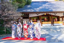 左から瀬戸口心月、奥田いろは、菅原咲月、五百城茉央、愛宕心響。