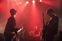 ART-SCHOOLがDNA引き継ぐThe Novembers、indigo la Endと競演した夜