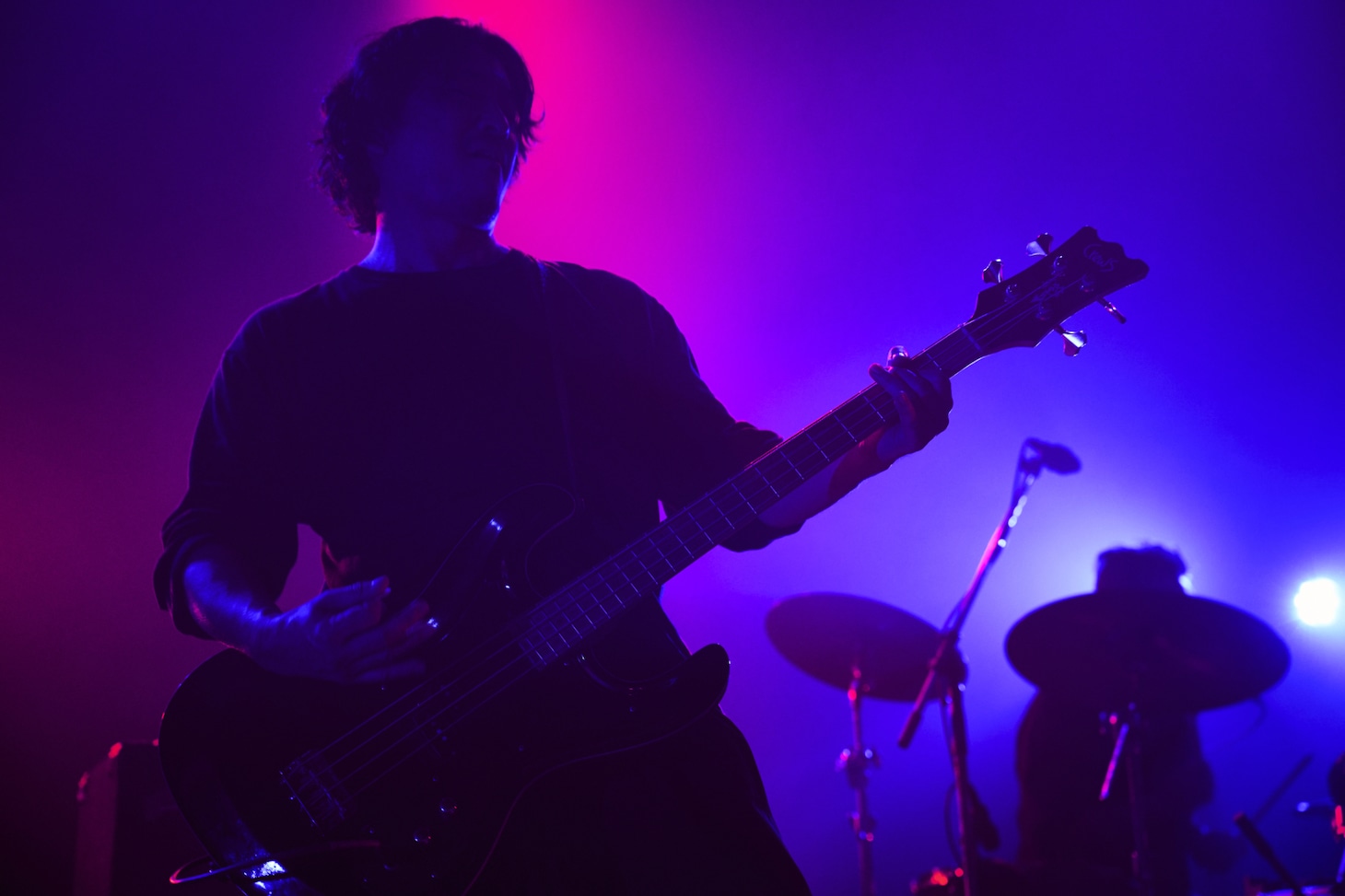 中尾憲太郎（B / ART-SCHOOL）（撮影：中野敬久）