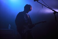 戸高賢史（G / ART-SCHOOL）（撮影：中野敬久）