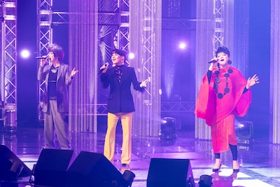 「The Covers ラブソング・ナイト 2026」より、星屑スキャット。©︎NHK