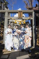 左から須永心海、吉本此那、柳堀花怜、今井優希。