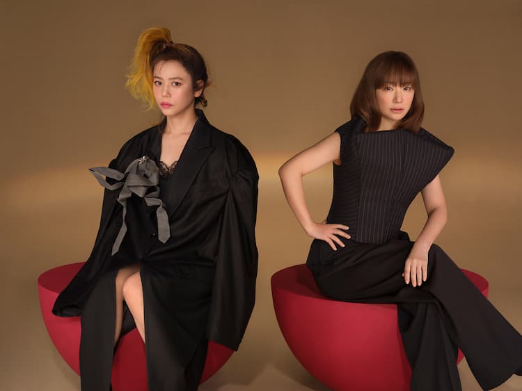 Chara＋YUKI、2020年以来となる新曲「背中にリボン」リリース - 音楽 