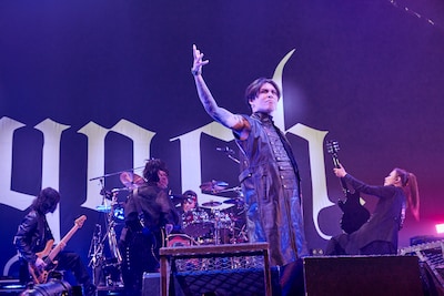 「lynch. 20TH ANNIVERSARY XX FINAL ACT『ALL THIS WE'LL GIVE YOU』」の様子。©キングレコード