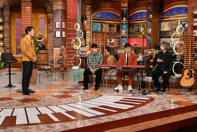 左から村上信五、いしわたり淳治、蔦谷好位置、川谷絵音。©︎テレビ朝日