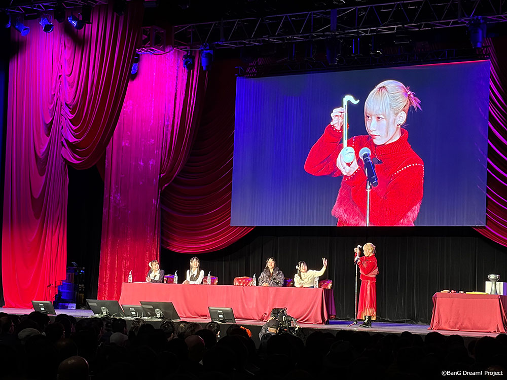 Ave Mujicaトークイベント「UNMASQUERADE」東京公演の様子。