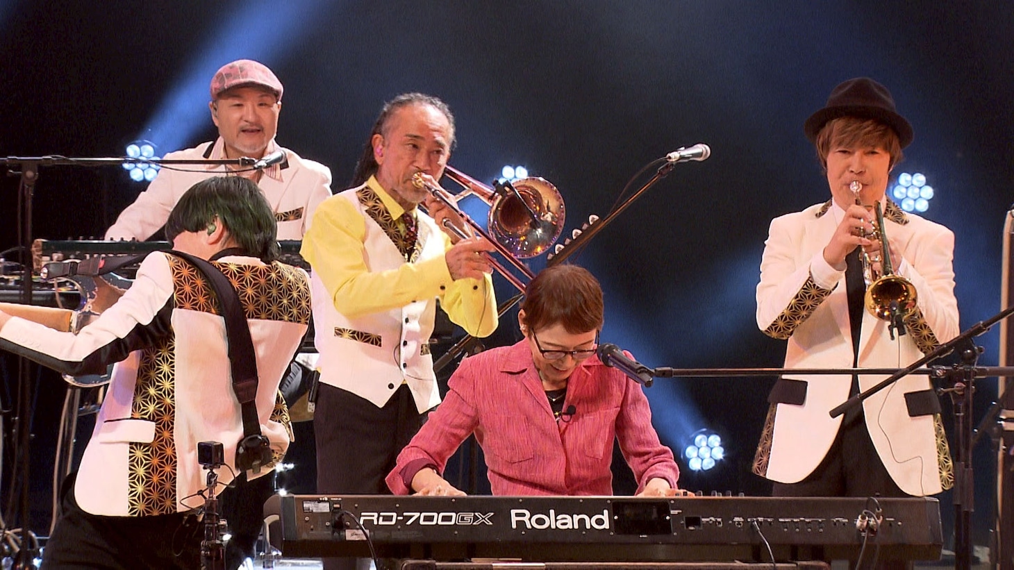 スカパラが病気と闘う夫婦の夢を共に叶える「Paradise Has No Border」演奏にメンバー涙