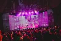 吉田山田「吉田山田シアター2026」の様子。（撮影：白石達也）