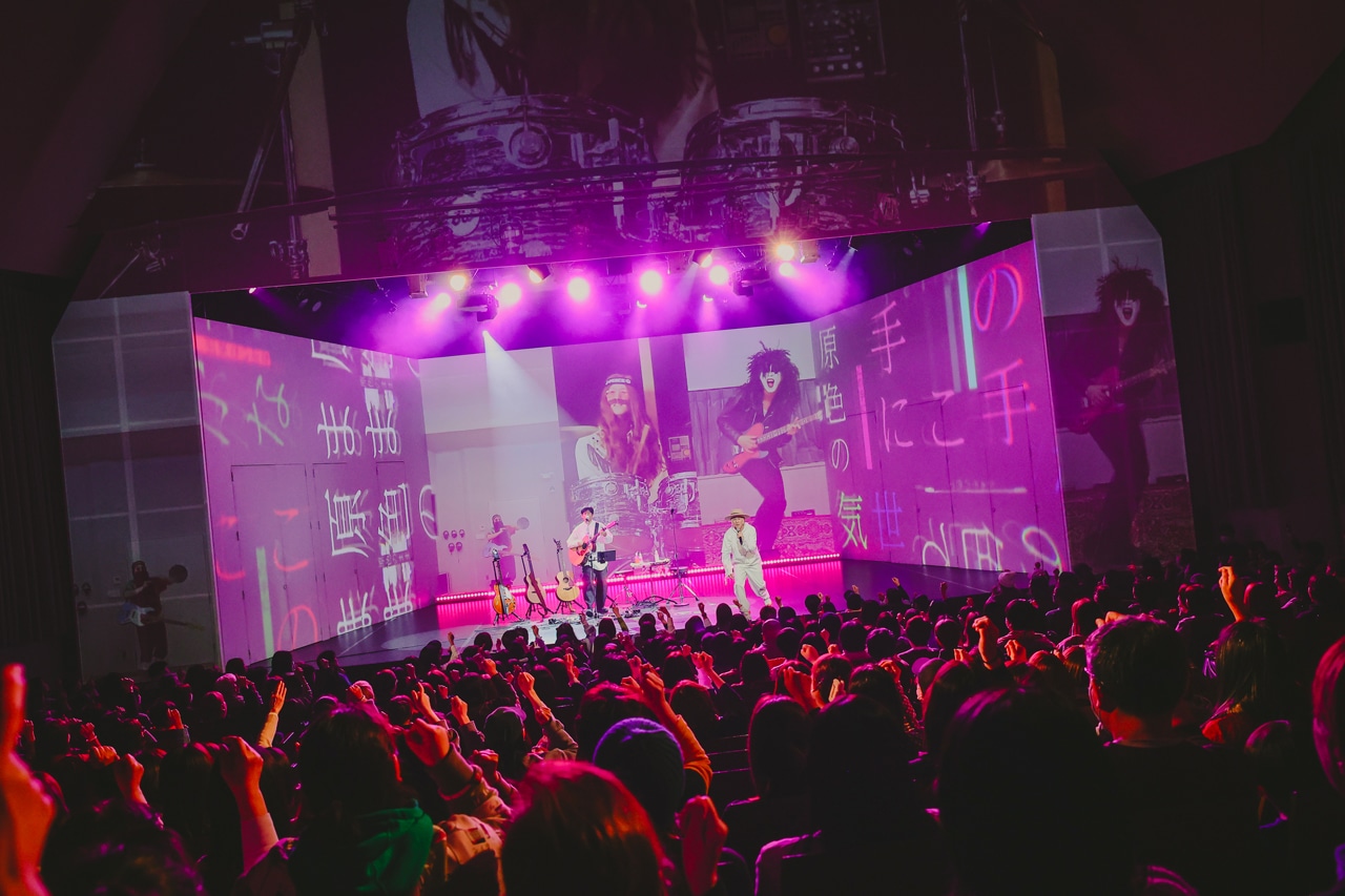 吉田山田「吉田山田シアター2026」の様子。（撮影：白石達也）