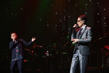 左から杉山清貴、稲垣潤一。（撮影：有本真大）