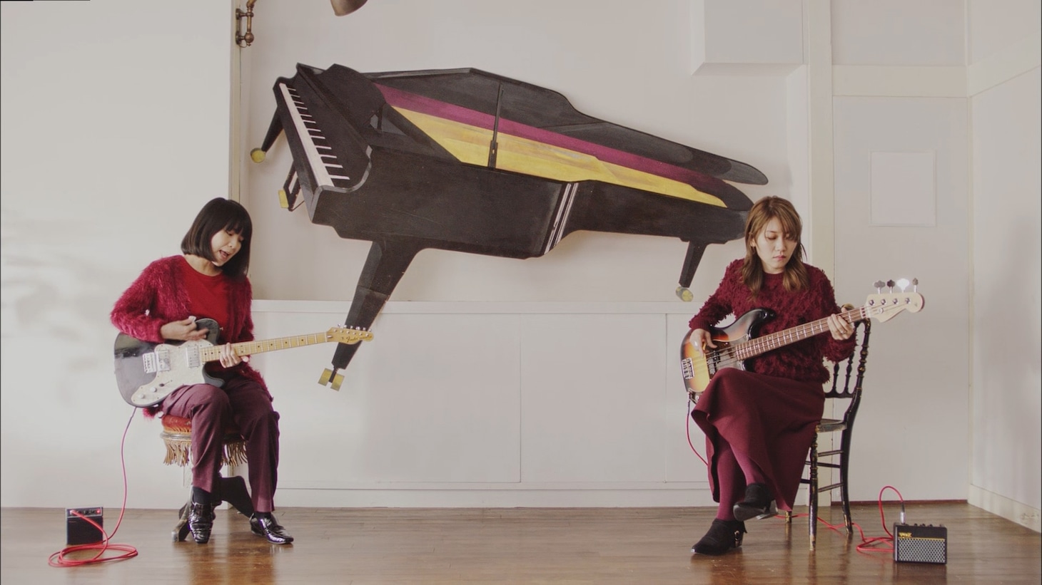 チャットモンチー「ときめき」ミュージックビデオのサムネイル。