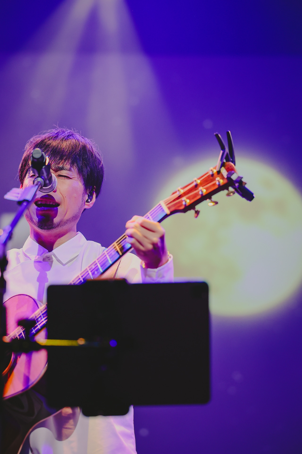 吉田結威（G, Vo）（撮影：白石達也）