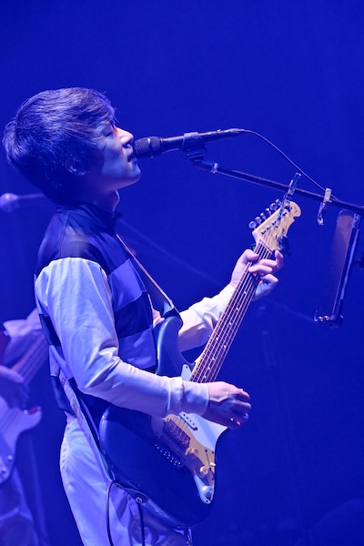 小出祐介（Vo, G）（Photo by AZUSA TAKADA）