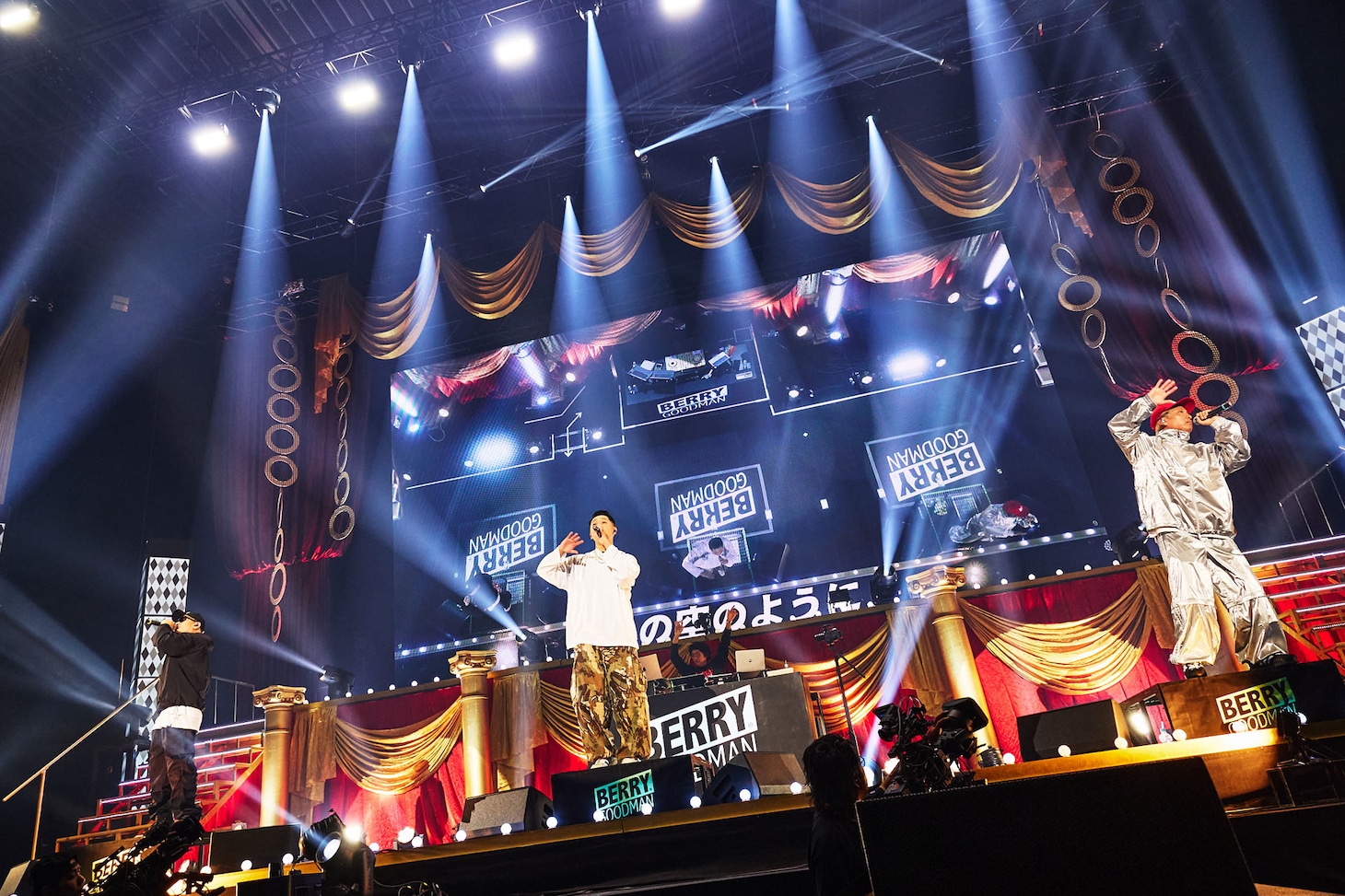 「メジャーデビュー10周年記念 ベリーグッドマン ARENA LIVE 2026 ～全員集合!!～」TOYOTA ARENA TOKYO公演の様子。（Photo by Keiko Tanabe）