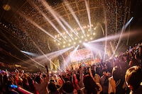「メジャーデビュー10周年記念 ベリーグッドマン ARENA LIVE 2026 ～全員集合!!～」TOYOTA ARENA TOKYO公演の様子。（Photo by Keiko Tanabe）