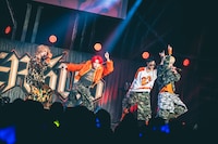 「OWV LIVE TOUR 25-26 VERSUS」東京・Zepp DiverCity（TOKYO）公演の様子。（Photo by Shun Fujita［AM］）