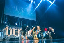 「OWV LIVE TOUR 25-26 VERSUS」東京・Zepp DiverCity（TOKYO）公演の様子。（Photo by Shun Fujita［AM］）