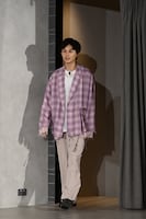 会場に姿を見せた草川拓弥（超特急）。