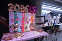 楽屋裏の様子。