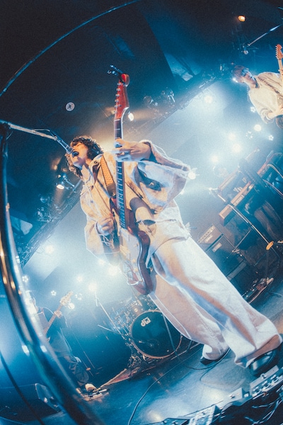 映秀。「新年FEVERしまSHOWTIME!!」の様子。（Photo by Kazma Kobayashi）