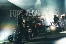 Official髭男dismが4人で示したライブバンドの矜持、原点回帰の「FOUR-RE:ISM」ツアー完走