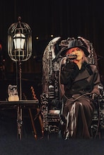 HYDEが四半世紀を経て到達した新たな“静”の表現、郡山からウィーンへ続くオーケストラツアー開幕