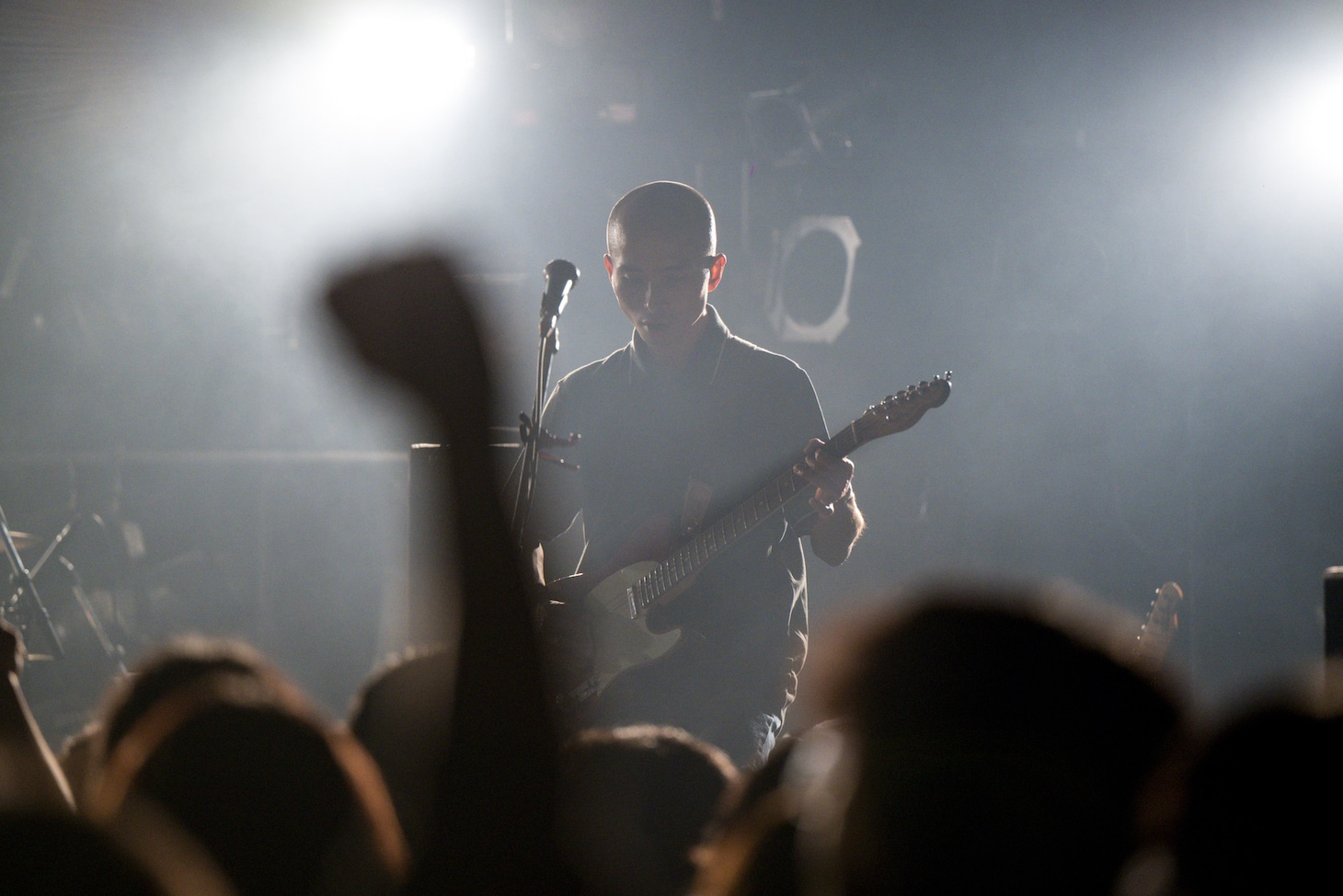 オオスカ（G, Vo / Nikoん）（撮影：雨宮透貴）