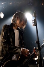 アオキテツ（G / a flood of circle）（撮影：雨宮透貴）