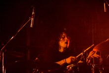 Nikoんのサポートを務めた東克幸（Dr）。（撮影：雨宮透貴）