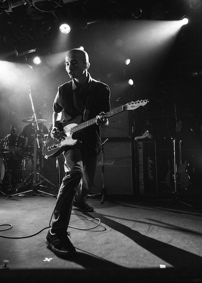 オオスカ（G, Vo / Nikoん）（撮影：雨宮透貴）