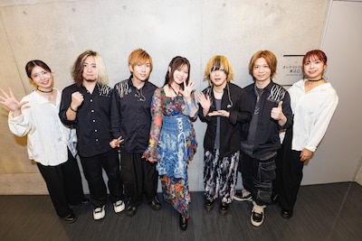 「鈴木このみ Live 2026 ～Anison Collection～」出演者たち。（撮影：小林弘輔）