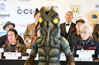 突如現れたバルタン星人。