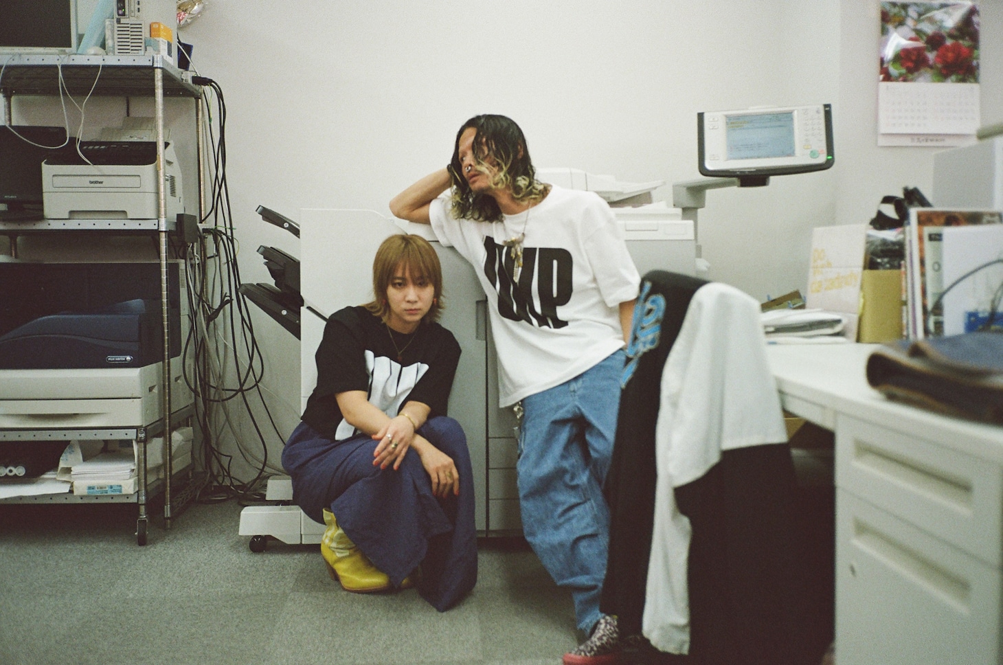 左から伊澤彩織、庄村聡泰。（撮影：芦沢洋介）