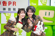 左から大谷映美里、野口衣織。