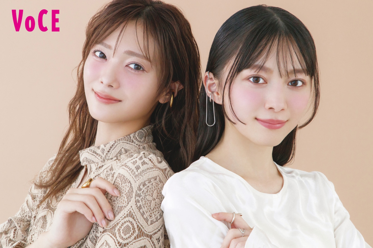 「VOCE」2026年3月号より田村保乃（左）と森田ひかる（右）。