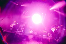 リーガルリリーと羊文学、それぞれのロックンロールを響かせた対バン企画「cell,core」東京公演