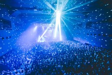 リーガルリリーのステージの様子。（撮影：藤井拓）