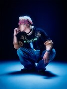 「装苑」3月号より、Fukase（SEKAI NO OWARI）。