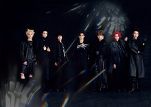 「装苑」3月号より、龍宮城。